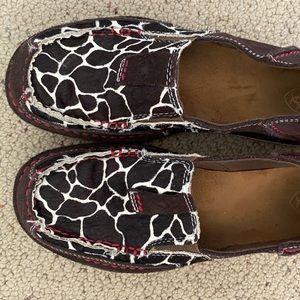 Ariat Shoes Size 61/2
